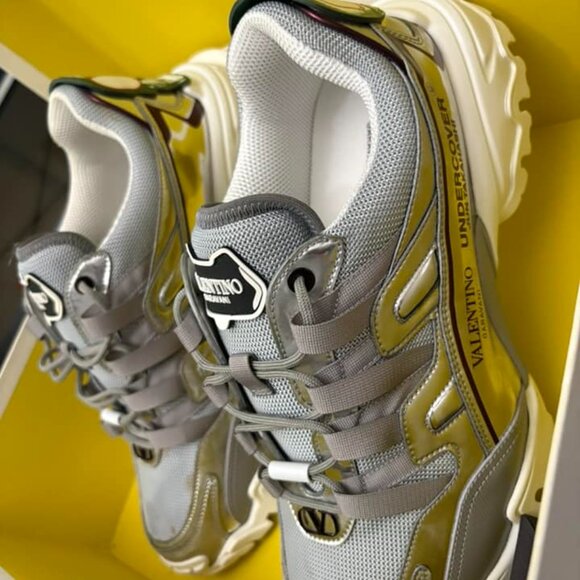 Valentino Garavani x Undercover Climber Sneaker - Picture 15 of 16